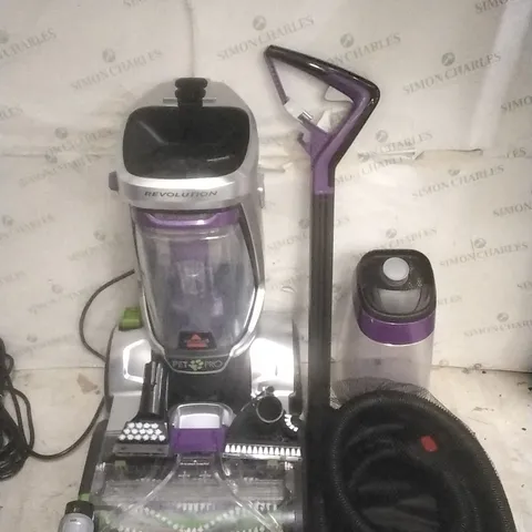BOXED BISSEL PRO HEAT 2X REVOLUTION PET PRO CARPET WASHER