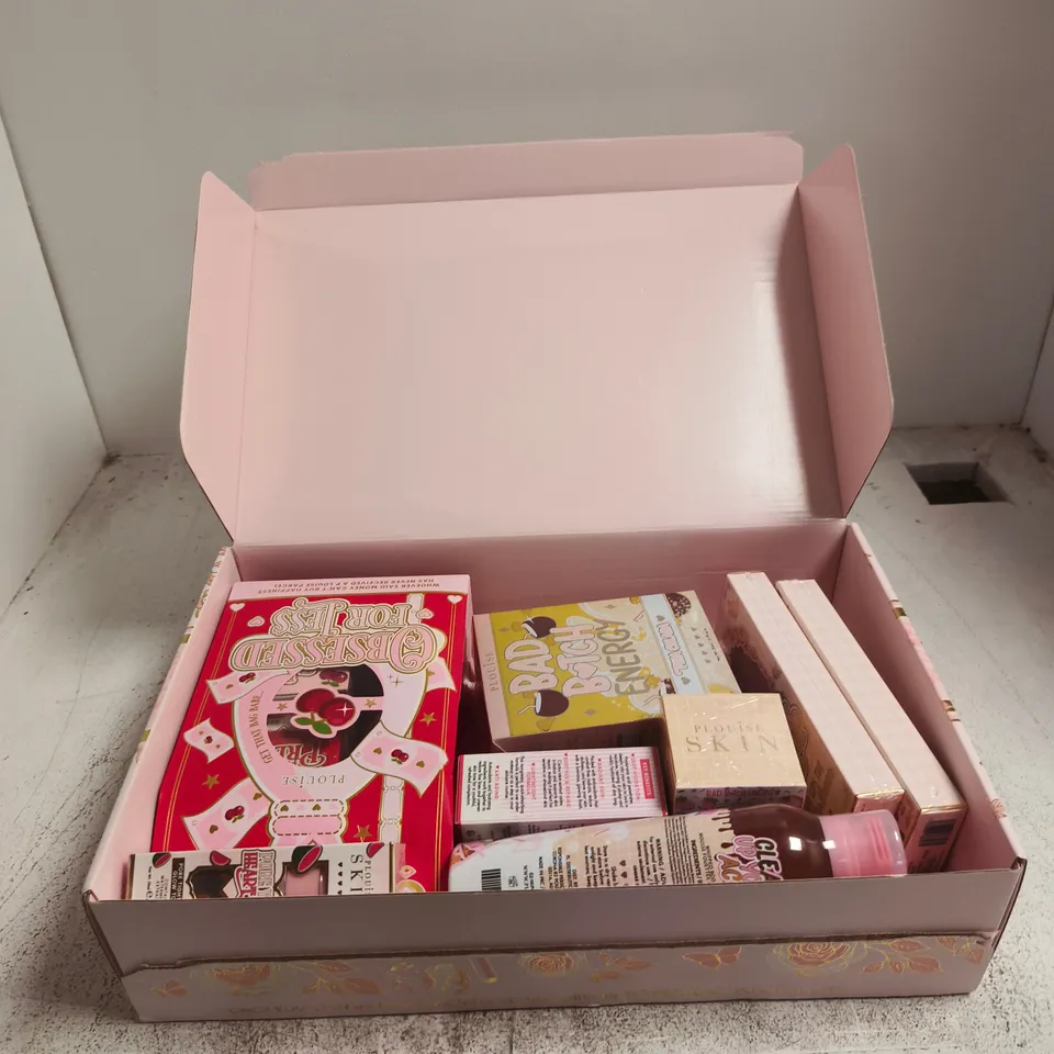 P LOUISE MAKE-UP GIFT SET – PINK BOX