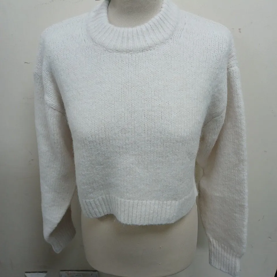 H&M WHITE KNIT JUMPER - EUR S