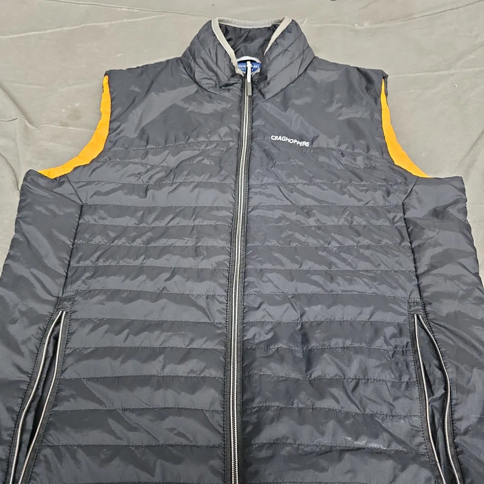 CRAGHOPPERS QUILTED GILET – BLACK WITH ORANGE STRIPES SIZE M