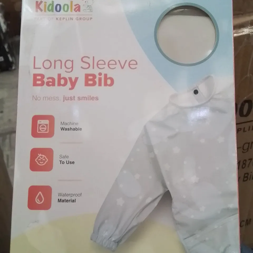 BOX CONTAINING LARGE AMOUNT OF BOXED BABY LONG SLEEVE BIBS