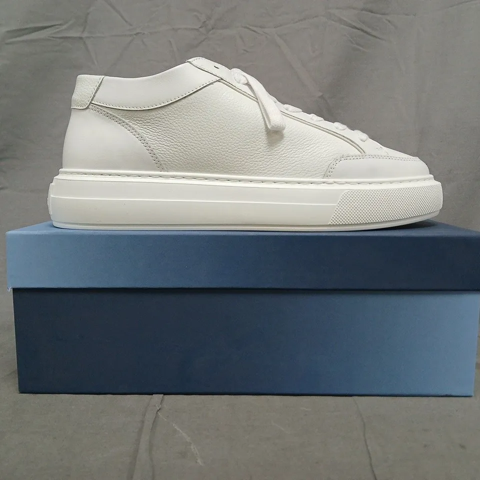 BOXED PAIR OF CLEENS LUXOR TRAINERS IN ICE WHITE SIZE UK 11