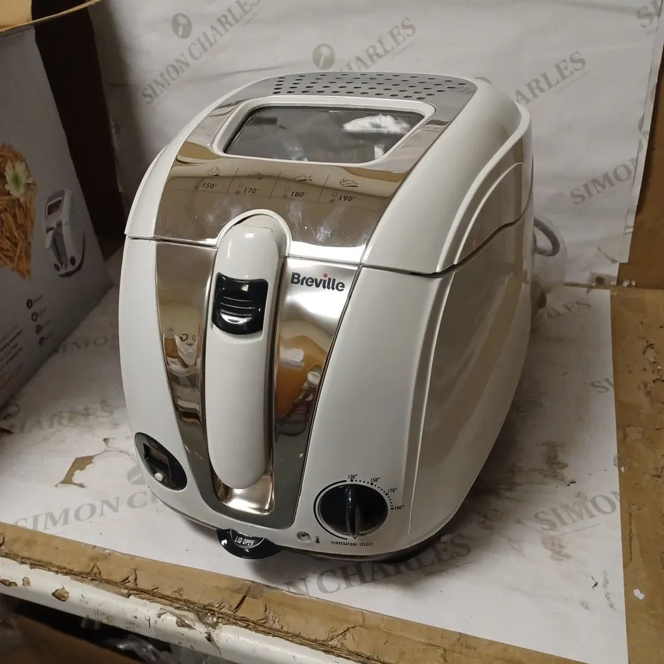 BREVILLE EASY CLEAN DIGITAL FRYER