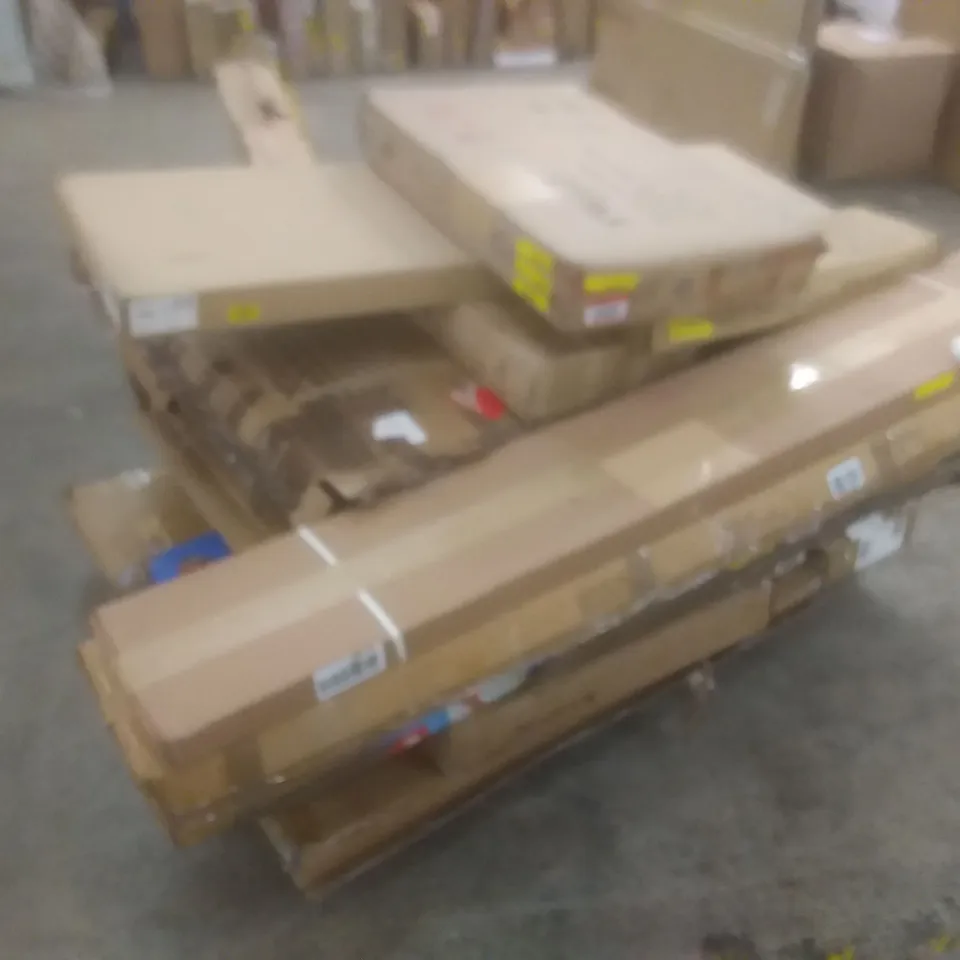PALLET OF ASSORTED FURNITURE & FURNITURE PARTS