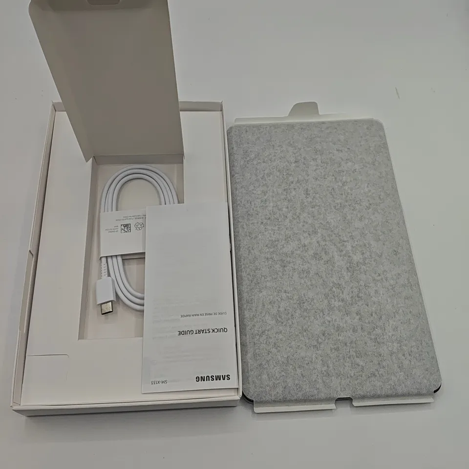 BOXED SAMSUNG GALAXY TAB A11 4/64GB IN SILVER - SM-X133