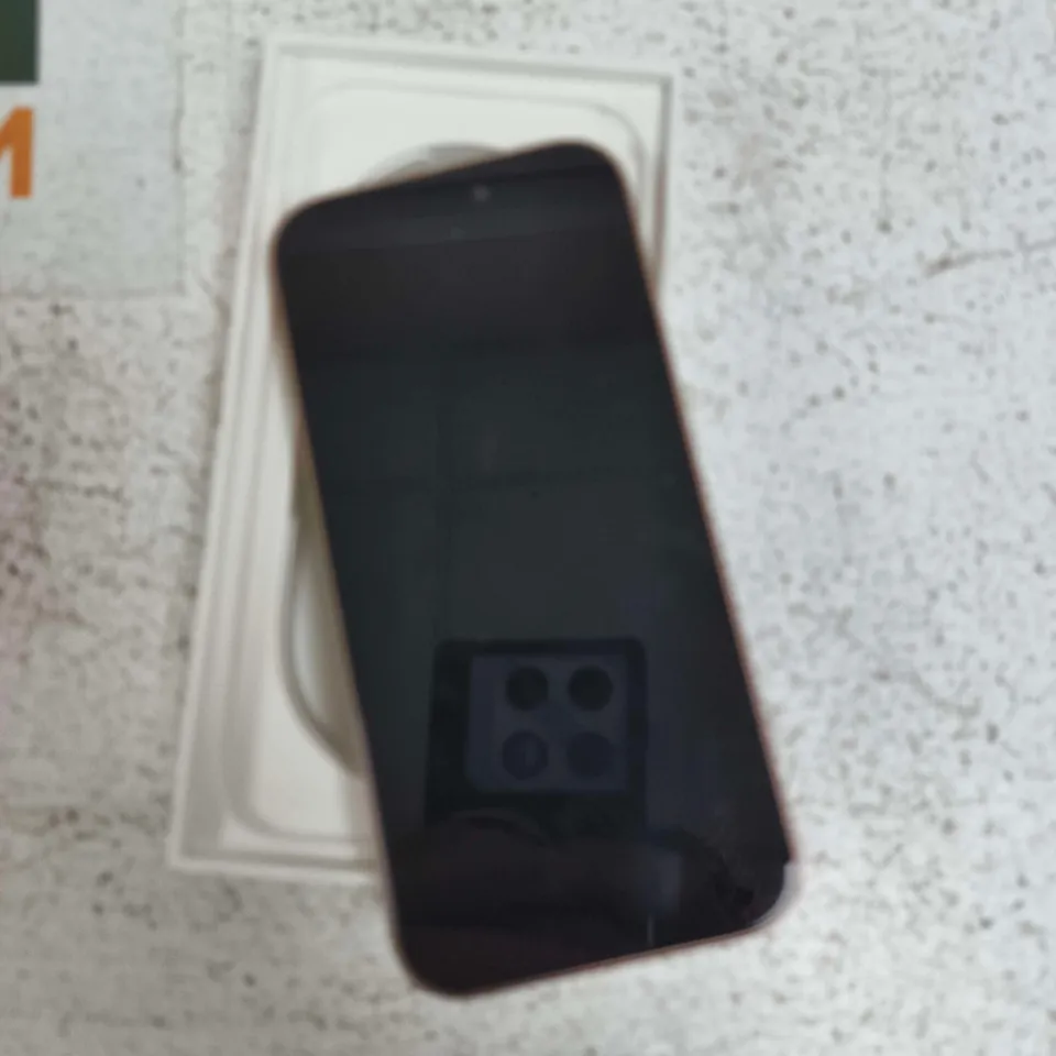 IPHONE 16 PRO DISPLAY PHONE
