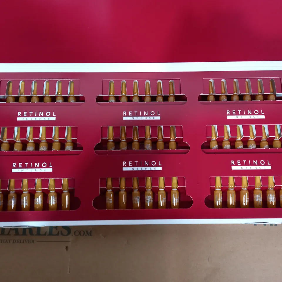 M. ASAM RETINOL INTENSE BEAUTY TREATMENT AMPOULES SET