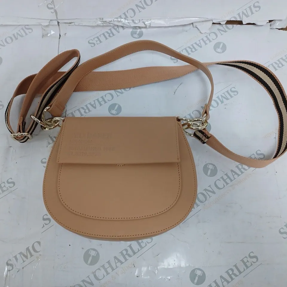 TED BAKER LONDON BEIGE LOGO SHOULDER BAG WITH TRAVEL BAG