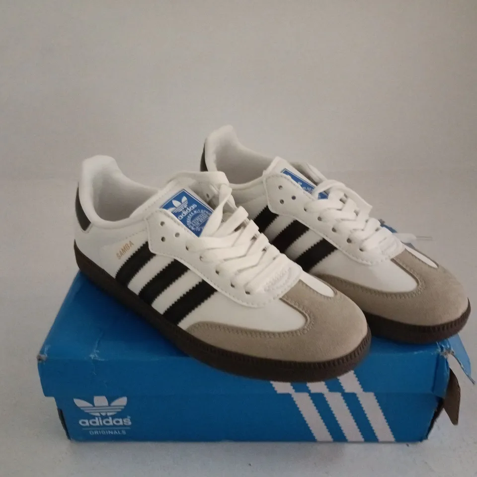 ADIDAS SAMBA WHITE/BROWN UK 6 BOXED