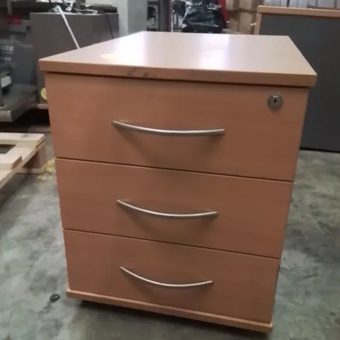 3 DRAW OFFICE FILLING CABINET 