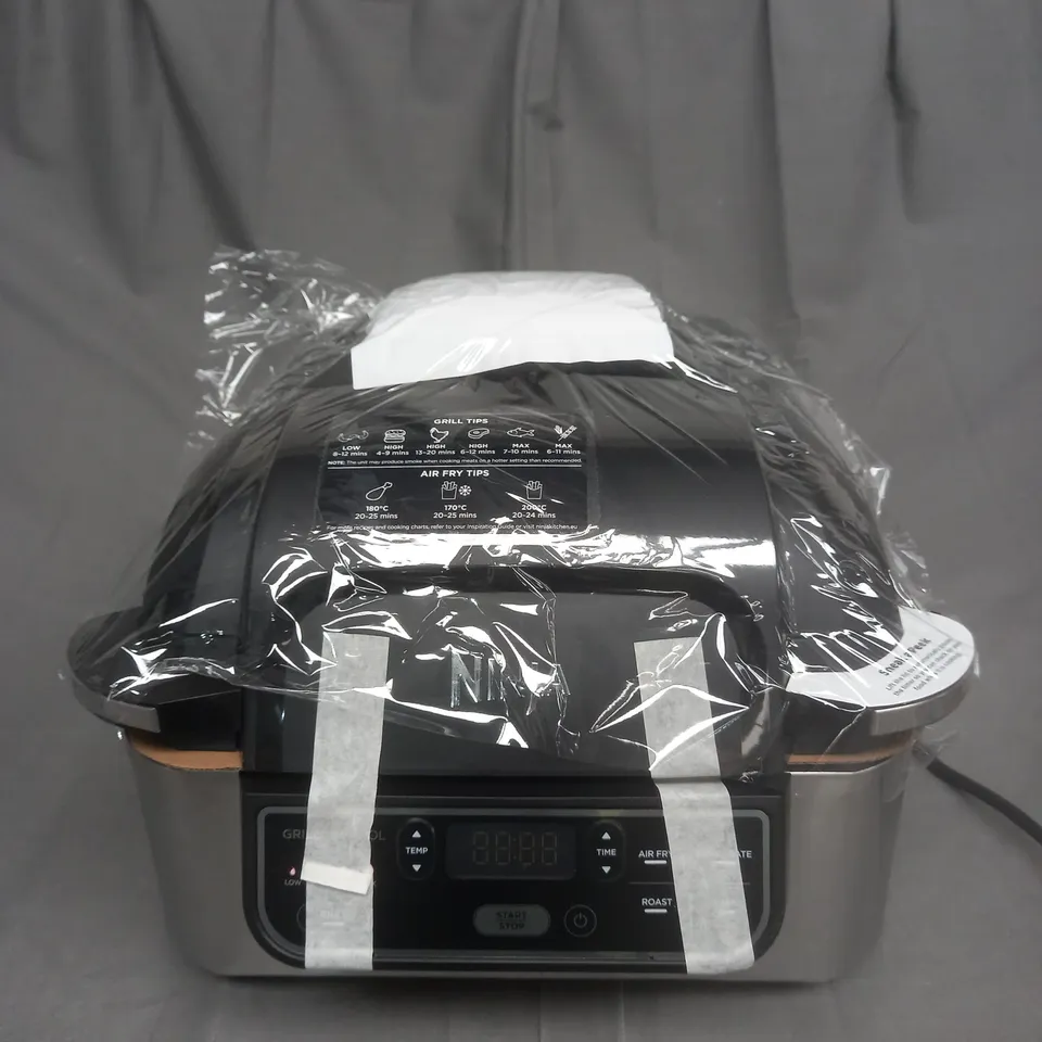 NINJA FOODI HEALTH GRILL AND AIR FRYER