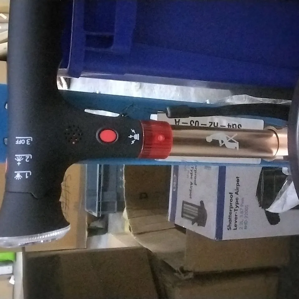 BOXED WALKING STICK WITH  SEAT - ALSO INCLUDES AN ALARM AND A FLASK LIGHT IN ROSGOLD 