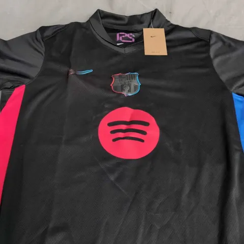 FC BARCELONA AWAY JERSEY - SIZE M