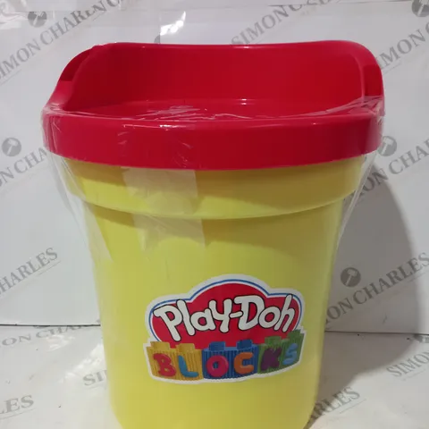 PLAY-DOH BLOCKS SEAT N' STORAGE SET