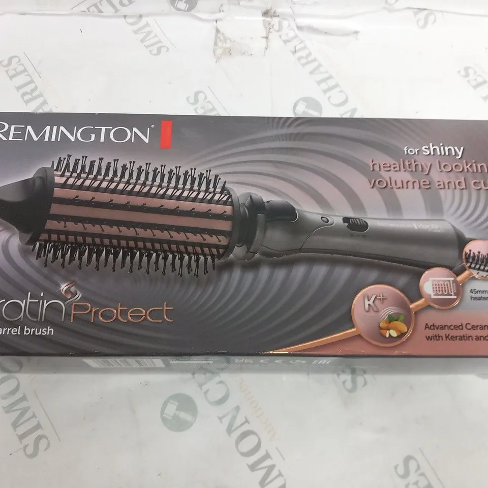 BOXED REMINGTON KERATIN PROTECT HEATED BARREL BRUSH
