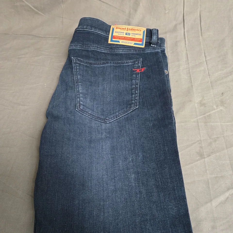 DIESEL CASUAL DENIM JEANS SIZE W36 L32