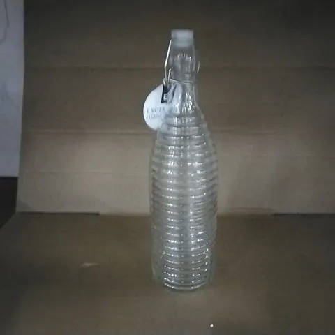 MARGOS GLASS DOTTED 1L CARAFE