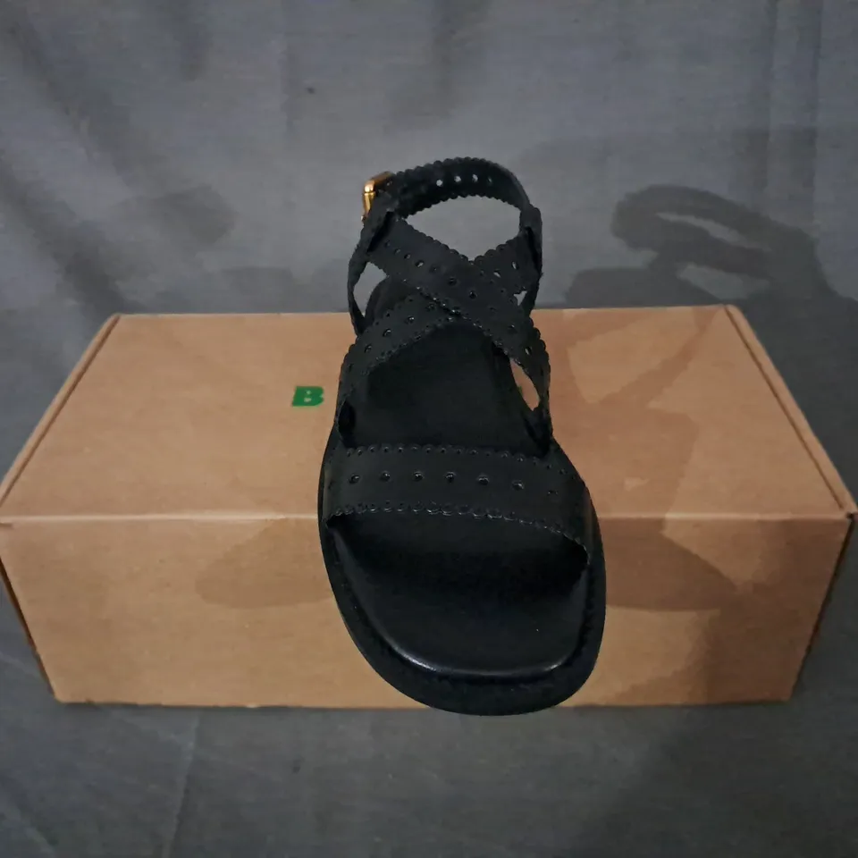 BOXED BODEN CROSS STRAP FLAT SANDALS IN BLACK - SIZE 39