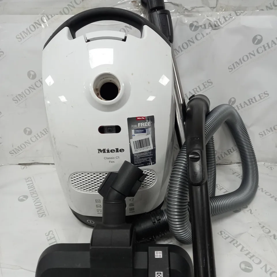 MIELE CLASSIC C1 FLEX VACUUM CLEANER
