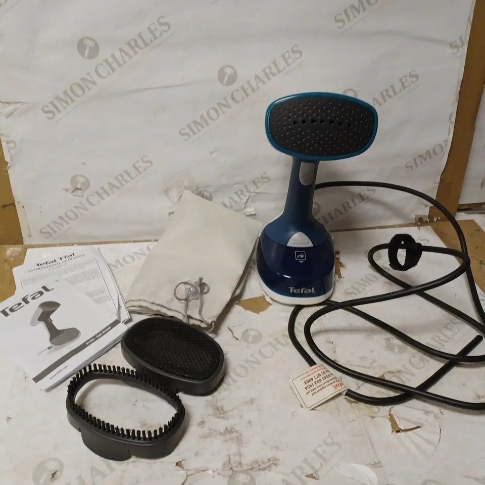 TEFAL DT7050 ACCESS' MINUTE DUAL VOLTAGE TRAVEL GARMENT/CLOTHES STEAMER