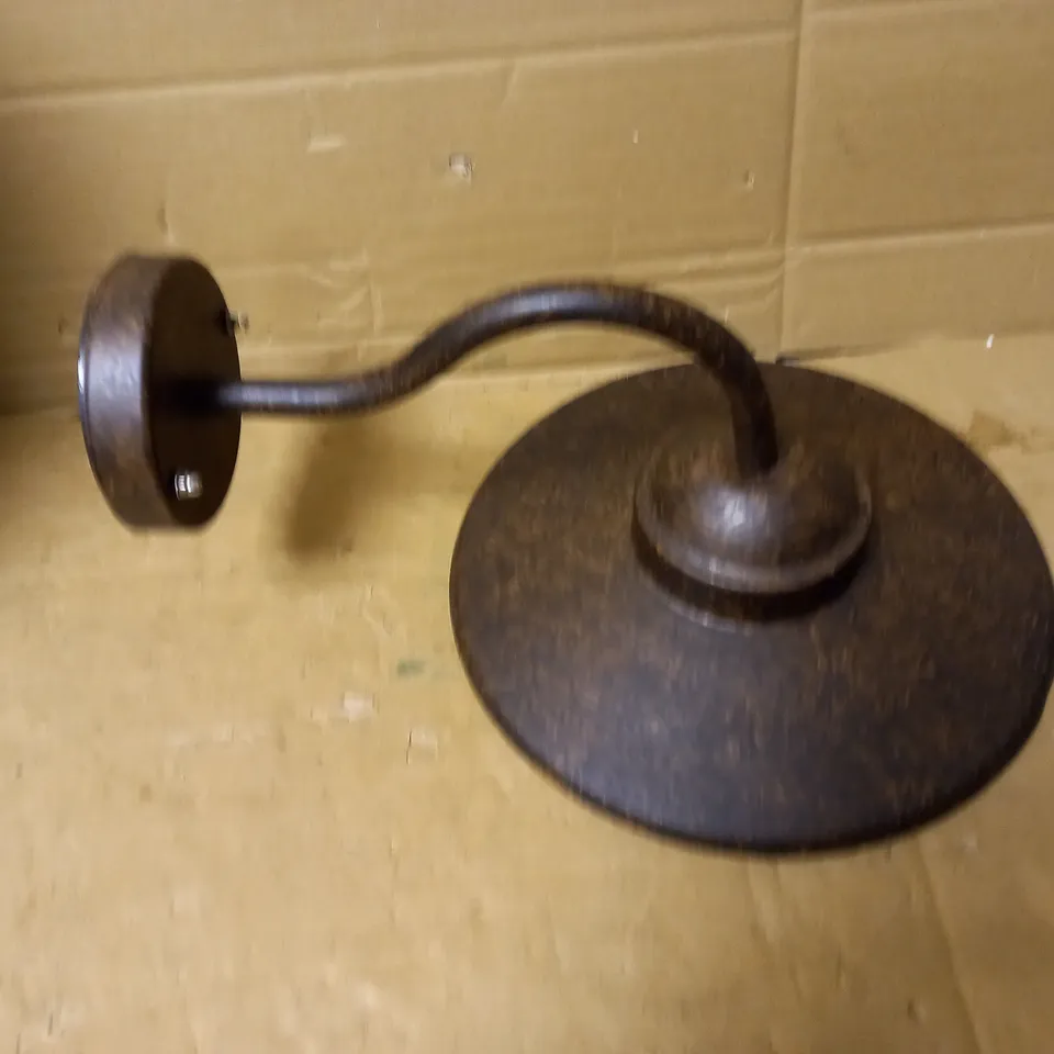 NORDLUX RUST EFFECT OUTDOOR WALL LIGHT