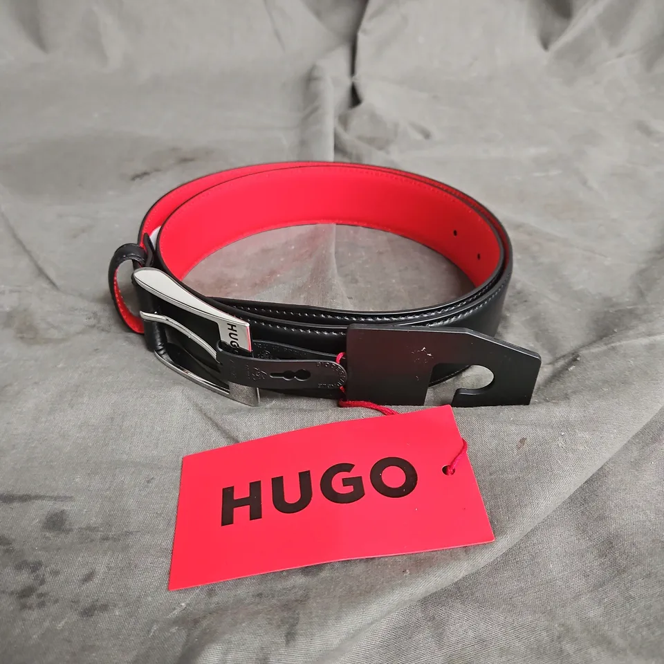 HUGO BOSS BELT IN BLACK/RED SIZE 80-30