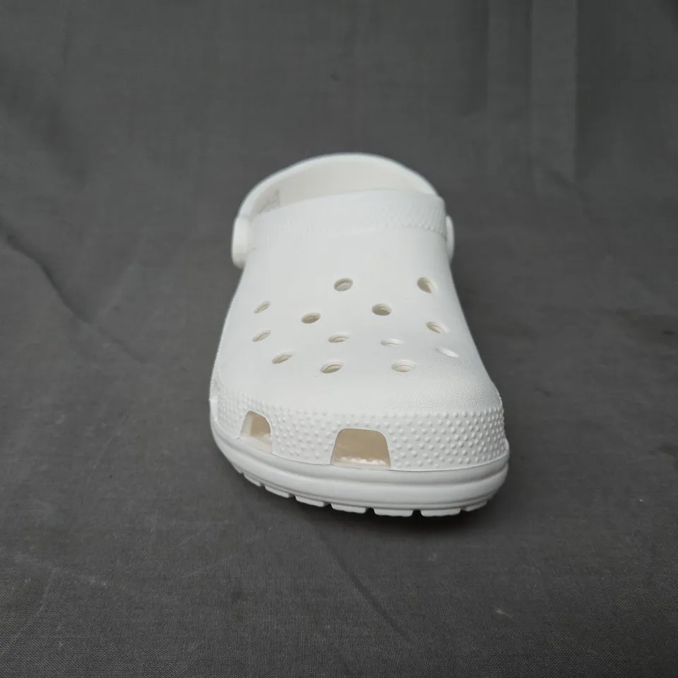 CROCS CLASSIC CLOG KIDS WHITE - UK J4