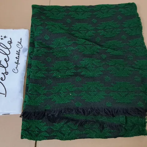 LOT OF 5 BRAND NEW DESTELLO GREEN OVERSIZED SCARFS 