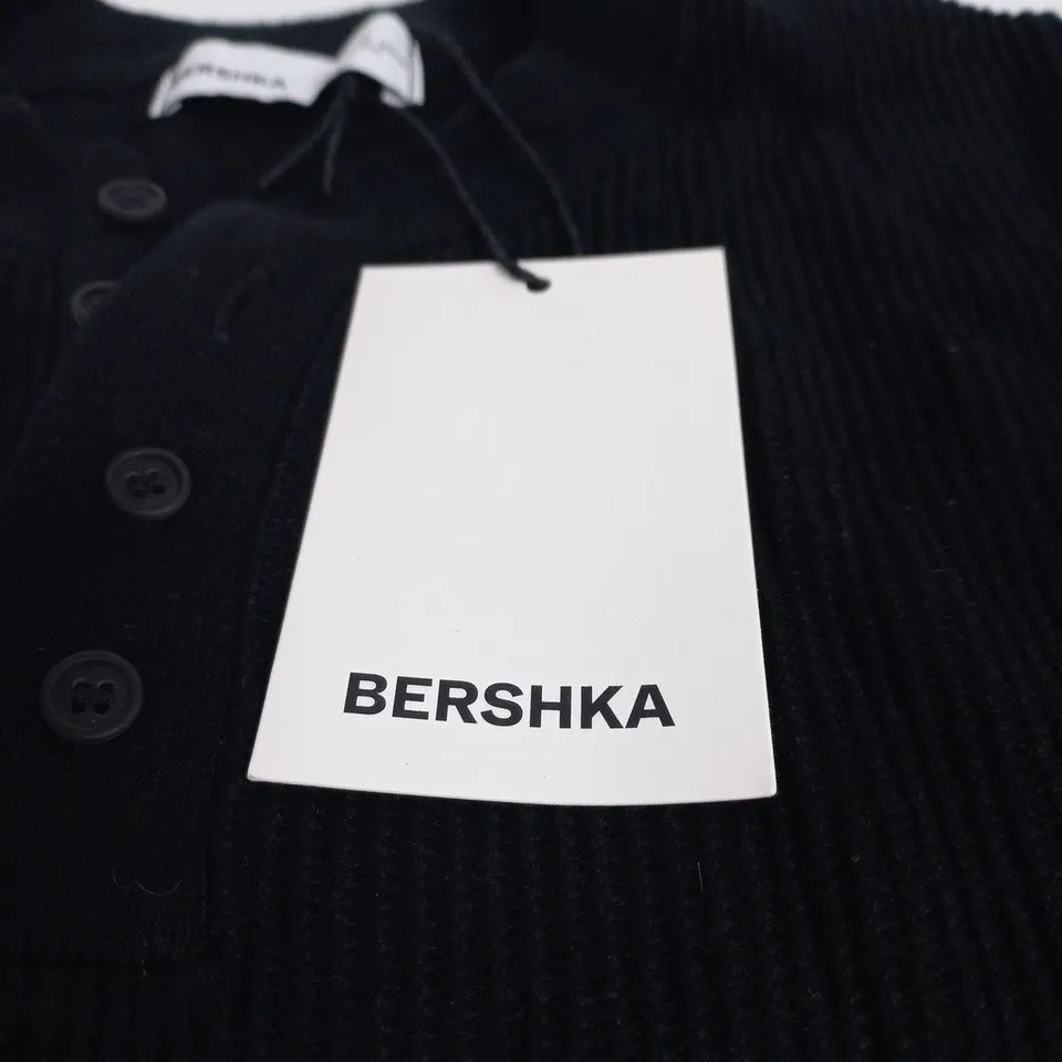 BERSHKA BLACK RIBBED KNIT CARDIGAN – SIZE M