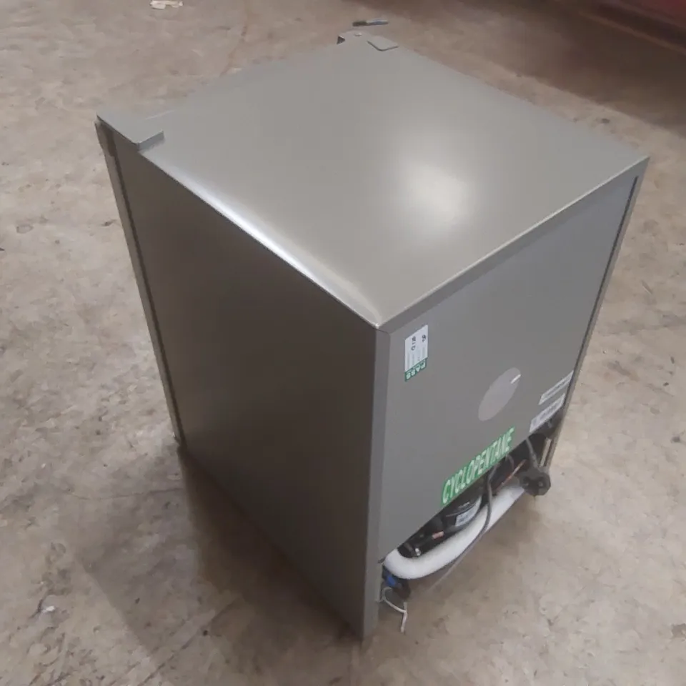 LOGIK LTT68S23 MINI FRIDGE