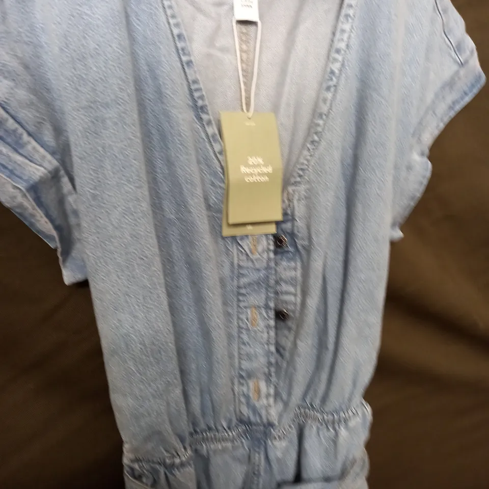 H&M SHORT SLEEVE DENIM JUMPSUIT - EUR L