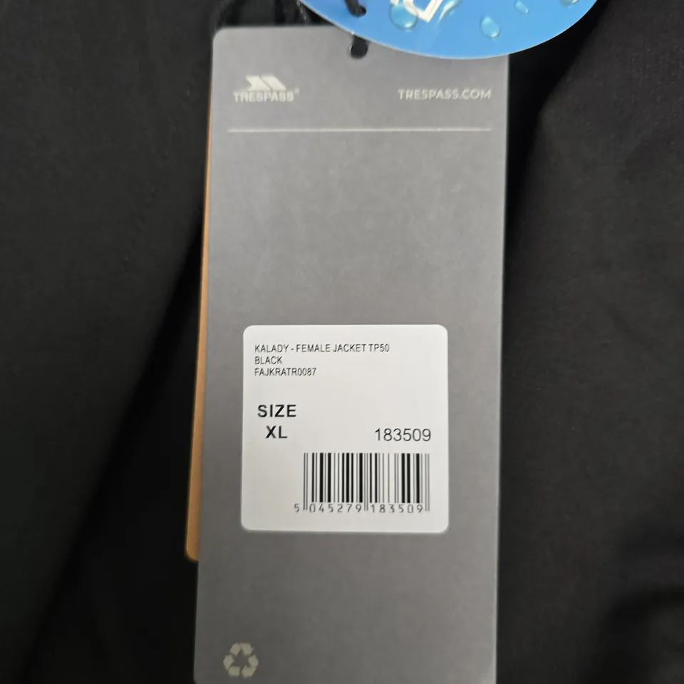 TRESPASS KALADY FEMALE JACKET TP50 IN BLACK - XL