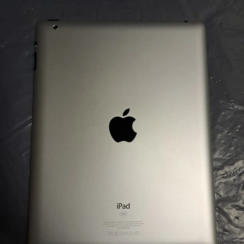 APPLE IPAD 2 (A1395)