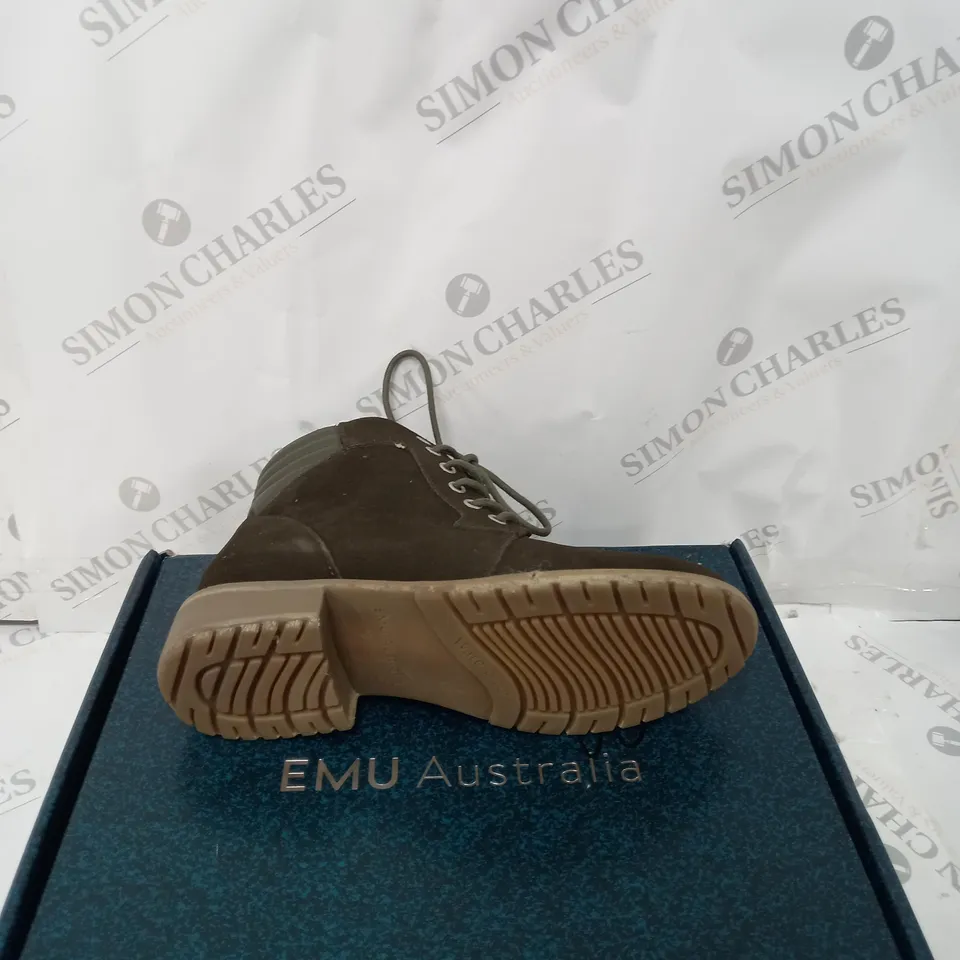 EMU EXPLORER BIRICET LACE UP WATERPROOF ANKLE BOOT - DARK OLIVE - UK SIZE 4