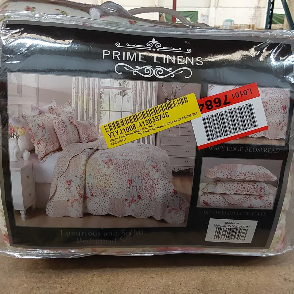 BAGGED MARON PINK/VIOLET/WHITE MICROFIBRE BEDSPREAD SET 250 × 250CM (1 ITEM)