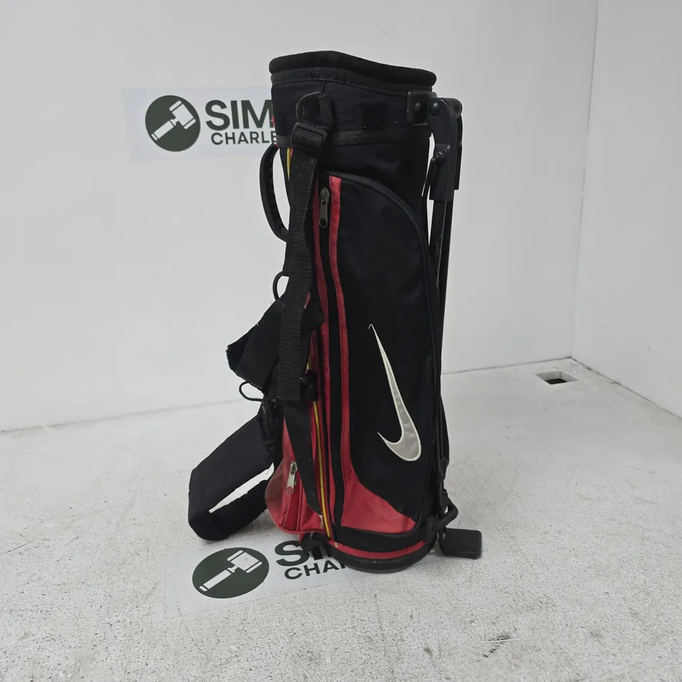 NIKE GOLF STAND BAG – BLACK/RED