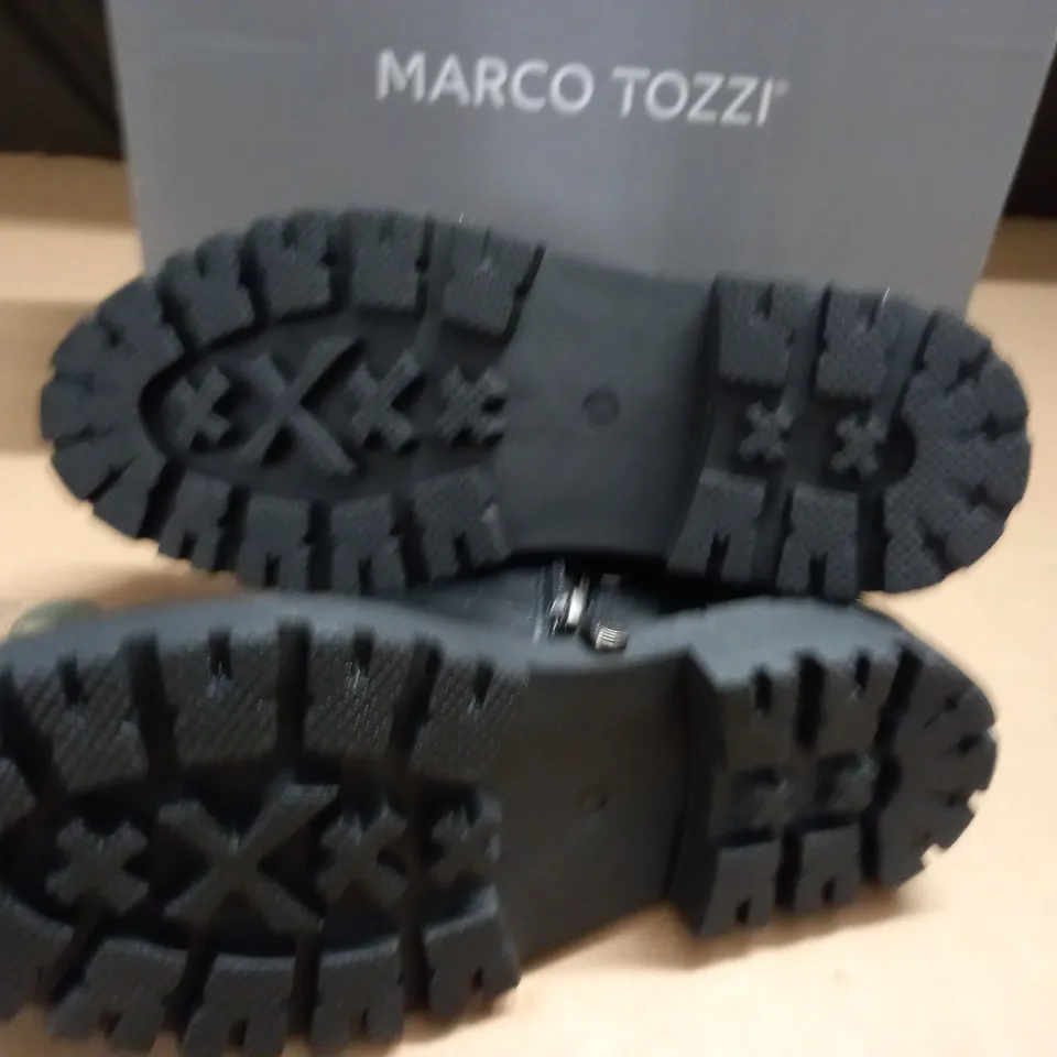 BOXED PAIR OF MARCO TOZZI BLACK LEATHER BOOTS - 37
