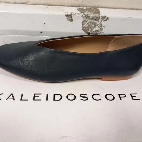 BOXED KALEIDOSCOPE BLUE SIZE 4