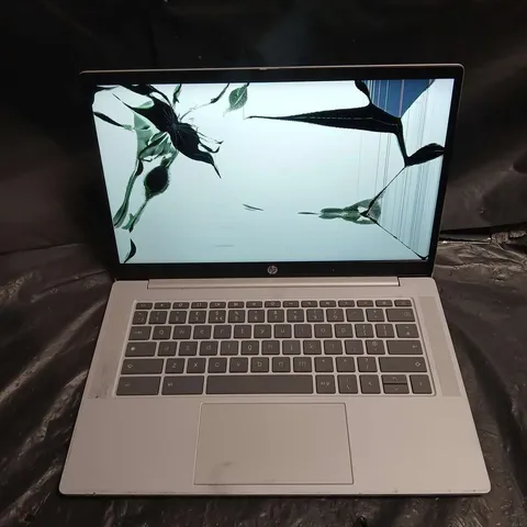 HP CHROMEBOOK LAPTOP – CHROME OS - SILVER