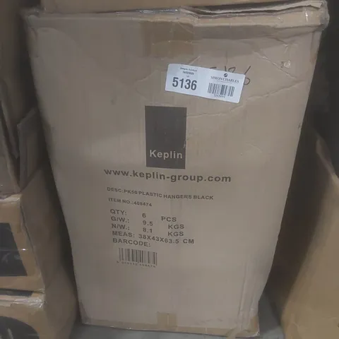 BOXED KEPLIN X6 50PCK PLASTIC HANGERS - (1 BOX)