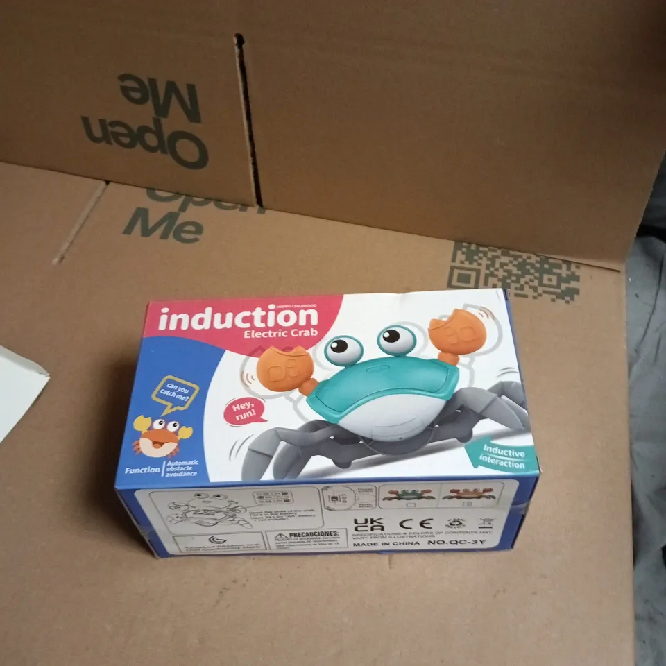 BOX OF APPROXIMATELY 15 ASSORTED TOYS INCLUDING HEAD FOAM BALLS , NICO ROBOT DOG AND INDUCTION ELECTRIC CRAB 