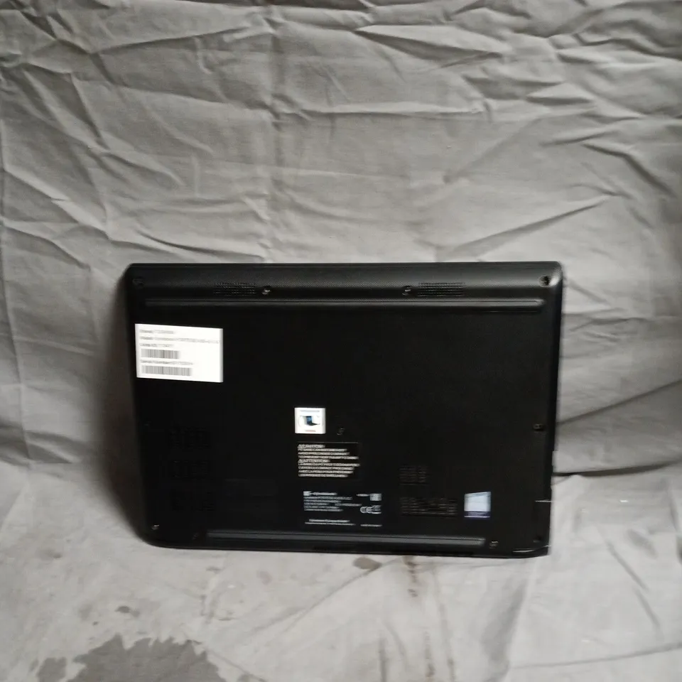 TOSHIBA DYNABOOK PORTÉGÉ A30-E-1JC LAPTOP