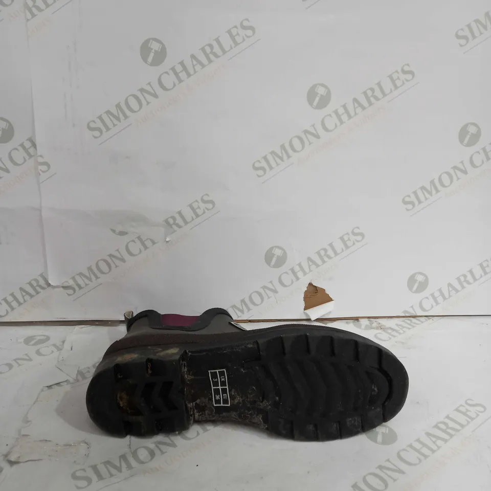 REGATTA OUTDOORS LADY WELLYS IN PLUM - UK 3 