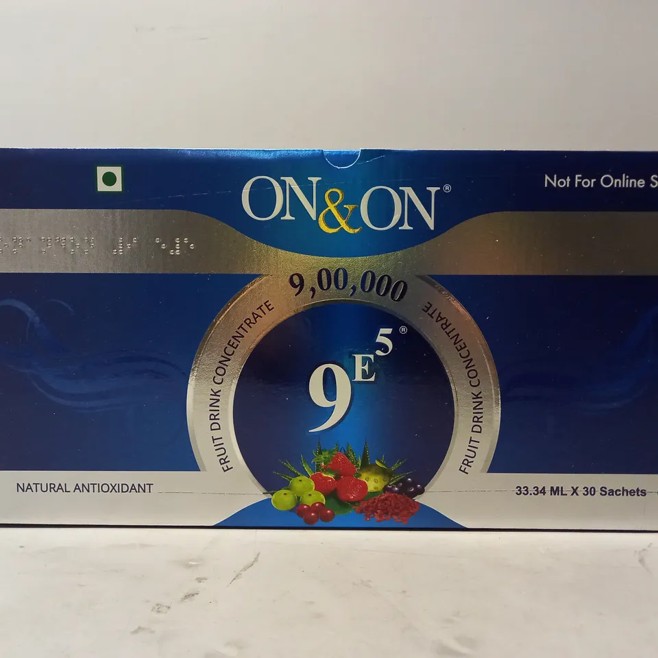 TOTE OF 3 ON & ON FRUIT DRINK CONCENTRATE