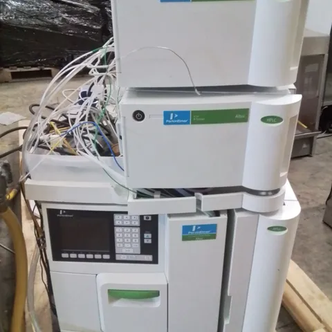 PERKINELMER ALTUS UPLC (ULTRA-HIGH PERFORMANCE LIQUID CHROMATOGRAPHY) SYSTEM, SPECIFICALLY AN ALTUS A-30 UPLC SYSTEM. 