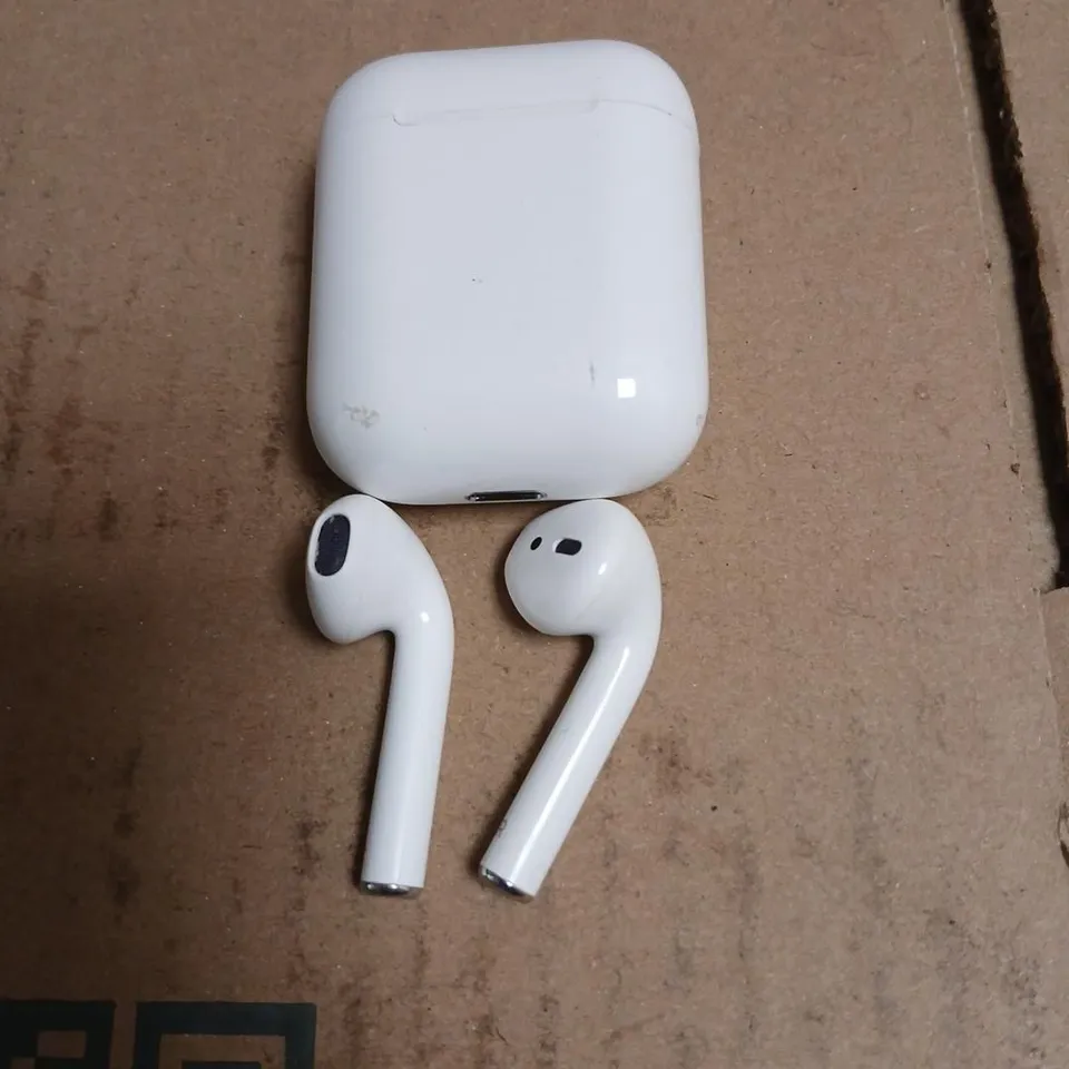 XO-F50 TRUE WIRELESS EARBUDS WITH CHARGING CASE