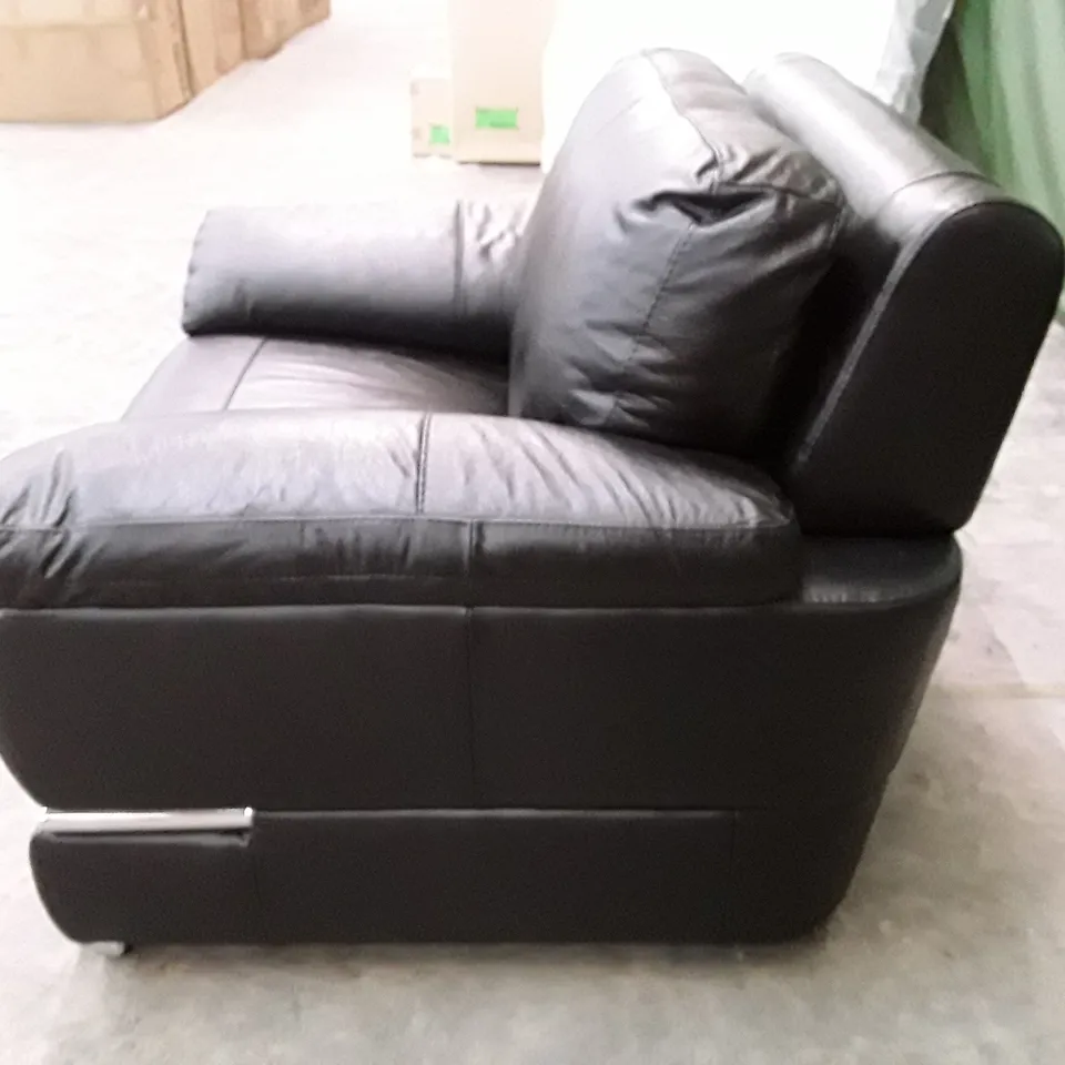 QUALITY DESIGNER ARMCHAIR - BLACK LEATHER