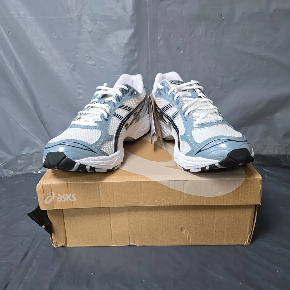 ASICS TRAINERS - GREY AND WHITE - SIZE 8