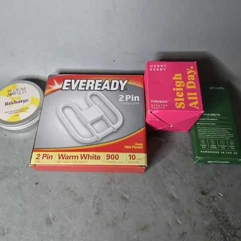 APPROXIMATELY 15 ASSORTED ITEMS TO INCLUDE - SOY WAX MELTS , SLEIGH ALL DAY , EVEREADY WARM WHITE LIGHT ETC
