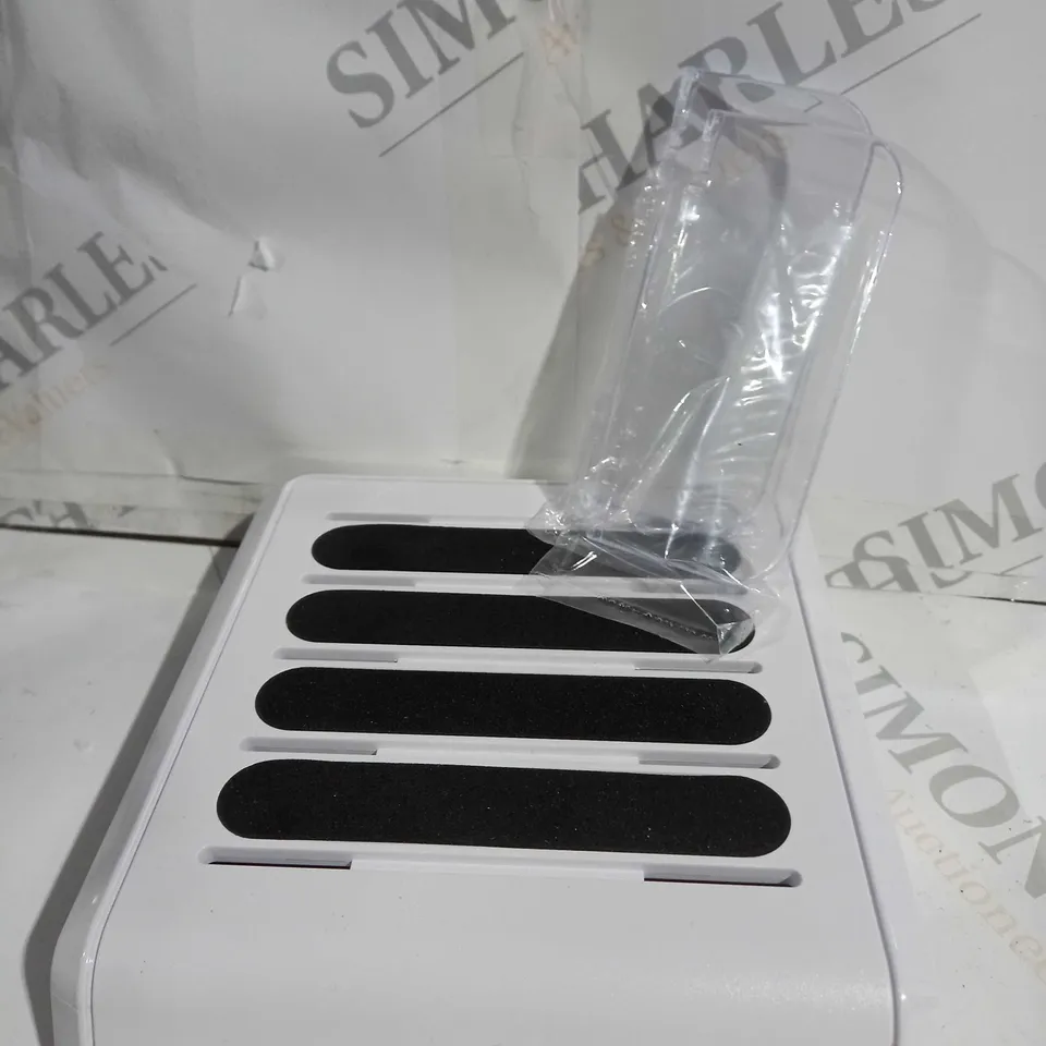 OUTLET BELL & HOWELL MULTI DEVICE USB CHARGING STATION